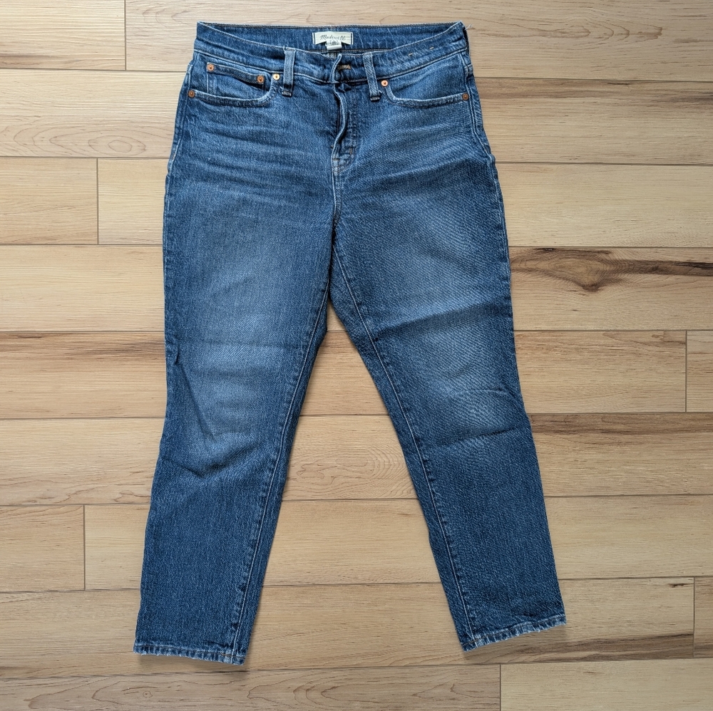 Madewell Washed Blue Cropped Straight Jeans